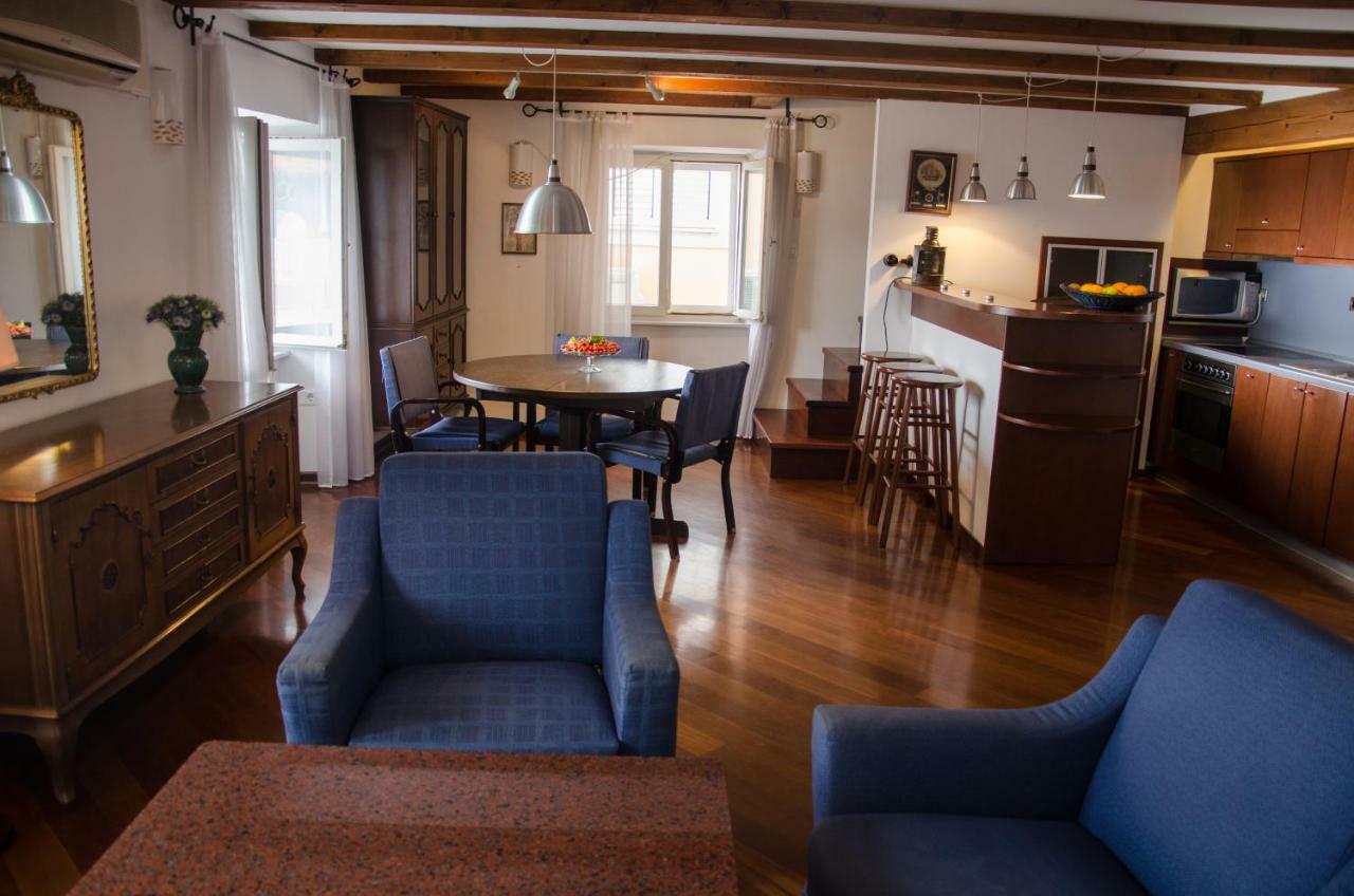Penthouse Presernovo Nabrezje Пиран Екстериор снимка